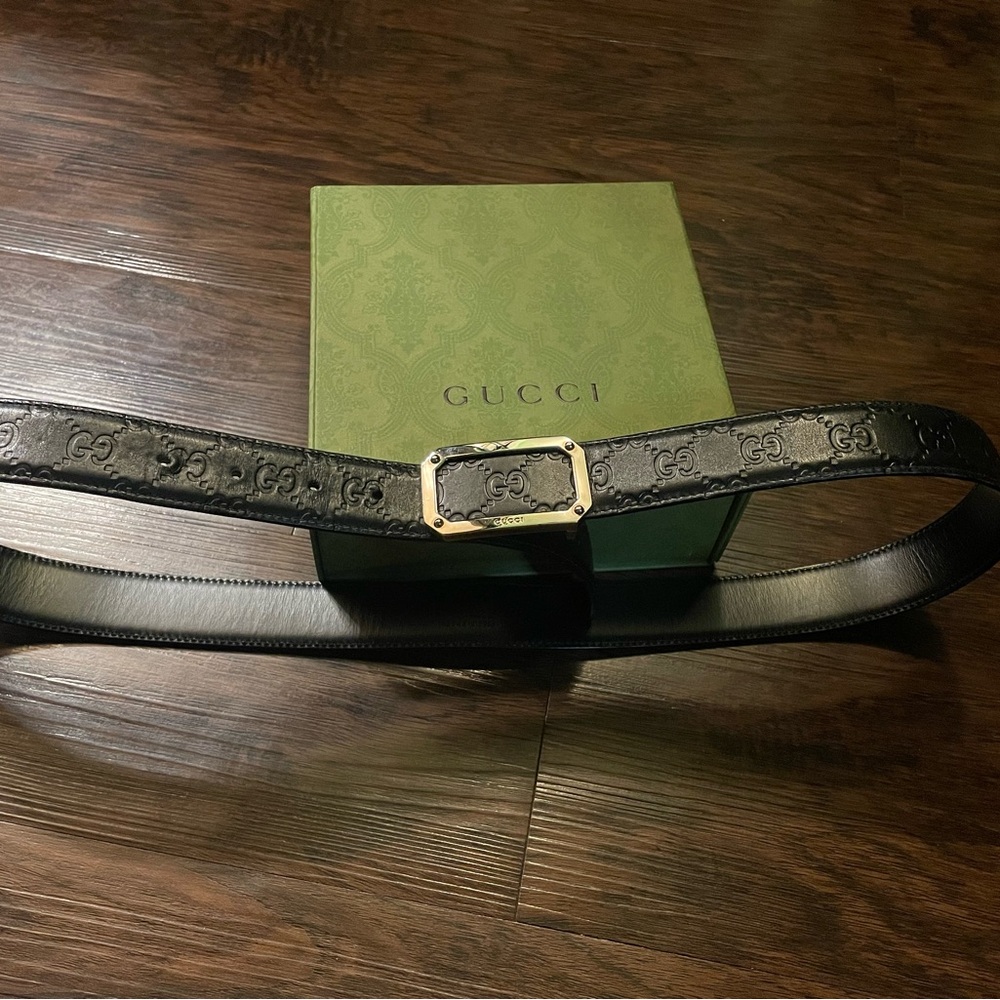 Gucci Black Signature Logo Leather Belt With Rectangular Buckle Size 105•42 - Picture 3 of 8